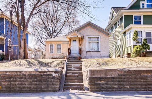 300 Baker St E, Saint Paul, MN, 55107-3053 | Card Image