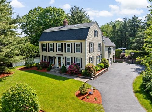 129 Albee Dr, Braintree, MA, 02184-8250 | Card Image