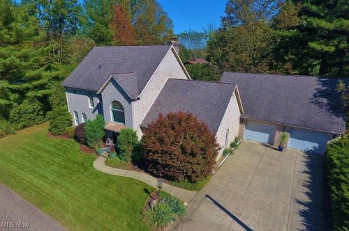 1178 Washington St Sw, Sherrodsville, OH, 44675-9587 | Card Image