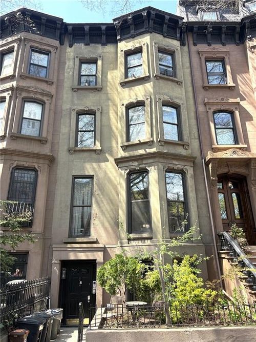 150 6th Avenue, Brooklyn, NY, 11217 | Card Image