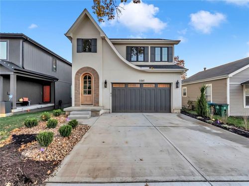 2207 W 47th Ter, Westwood, KS, 66205-1814 | Card Image