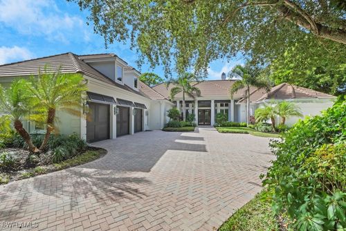678 Katemore Ln, NAPLES, FL, 34108-7521 | Card Image