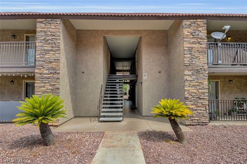 84-4340 Sandy River Dr, Las Vegas, NV, 89103-6100 | Card Image