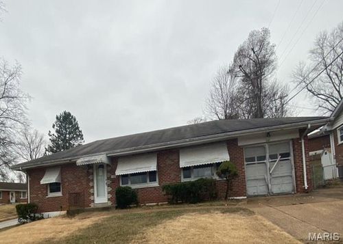 5101 Rockingham Drive, St Louis, MO, 63121 | Card Image