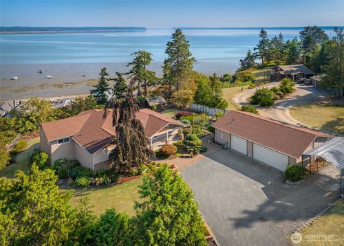 1320 Juniper Beach Rd, Camano Island, WA, 98282-8809 | Card Image