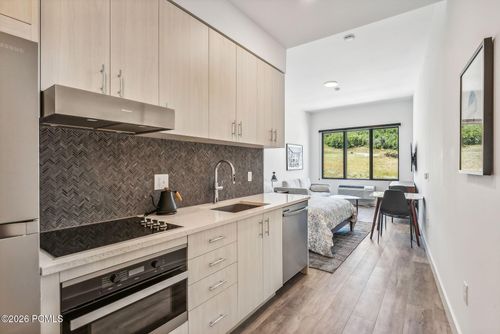 a-1303-2303 Deer Hollow Road, Park City, UT, 84060 | Card Image