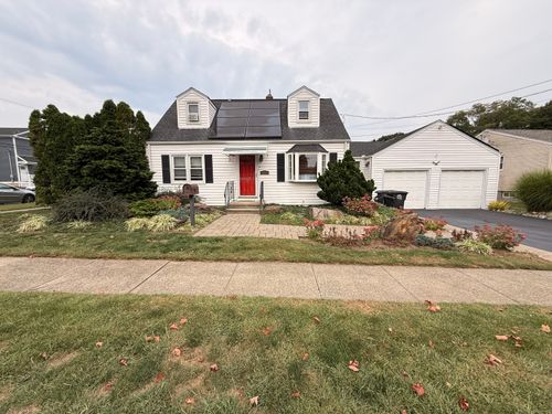 23 Utica St, Milford, CT, 06461-2924 | Card Image