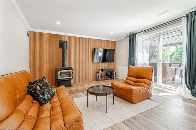 6 Iris Crt, House other with 7 bedrooms, 4 bathrooms and 13 parking in Carlisle ON | Image 36
