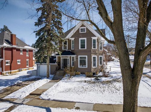 1322 17th Ave, Monroe, WI, 53566-2534 | Card Image