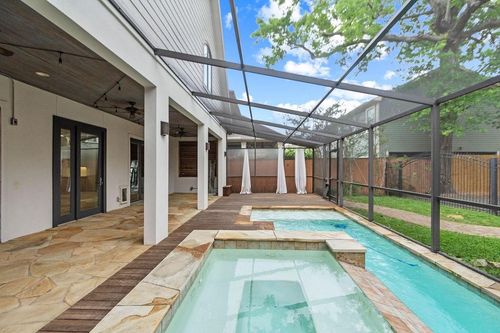 1024 Waverly St, Houston, TX, 77008-6760 | Card Image