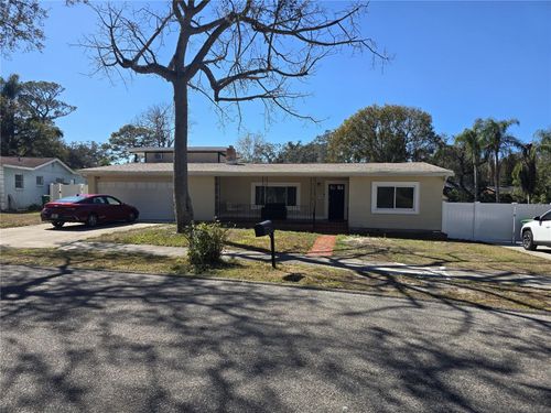 9306 Forest Hills Dr, TAMPA, FL, 33612-7718 | Card Image