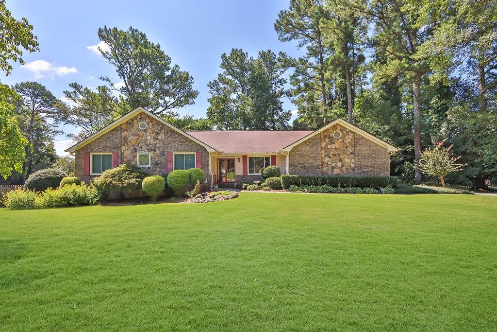 Wentworth Ln, Lilburn, GA 30047