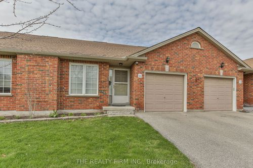 11-100 Stroud Cres, London, ON, N6E4A1 | Card Image