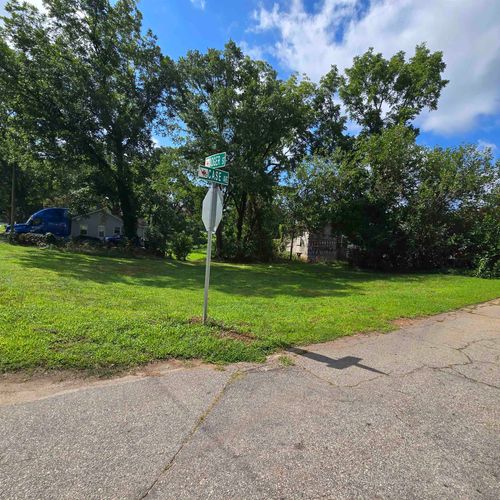 40 Adger St, spartanburg, SC, 29301-5817 | Card Image