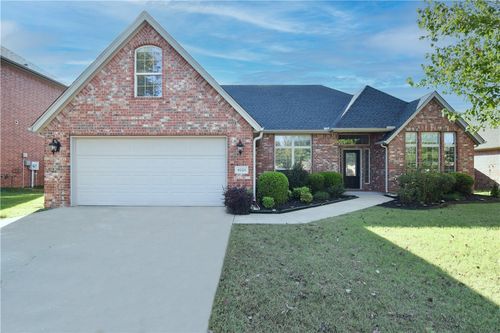 4004 Sw Banbury Dr, Bentonville, AR, 72713-7860 | Card Image