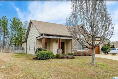 527 Blackberry Gln, SPRINGVILLE, AL, 35146-4256 | Card Image