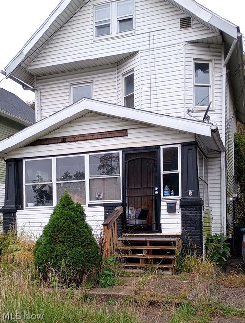 534 Douglas Street, Akron, OH, 44307 | Card Image