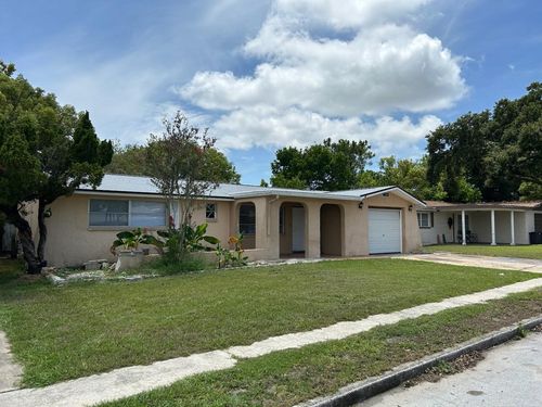 5620 Andrea Dr, HOLIDAY, FL, 34690-2303 | Card Image