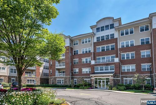 4203 Warrens Way, Wanaque, NJ, 07465-1665 | Card Image