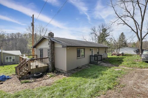 19445 Buena Vista Rd, Rockbridge, OH, 43149-9632 | Card Image