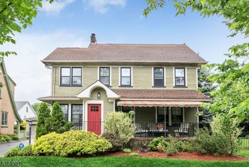 17 Warren Pl, Glen Rock, NJ, 07452-1435 | Card Image
