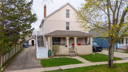 307 Wallace Ave S, Welland, ON, L3B1R8 | Card Image