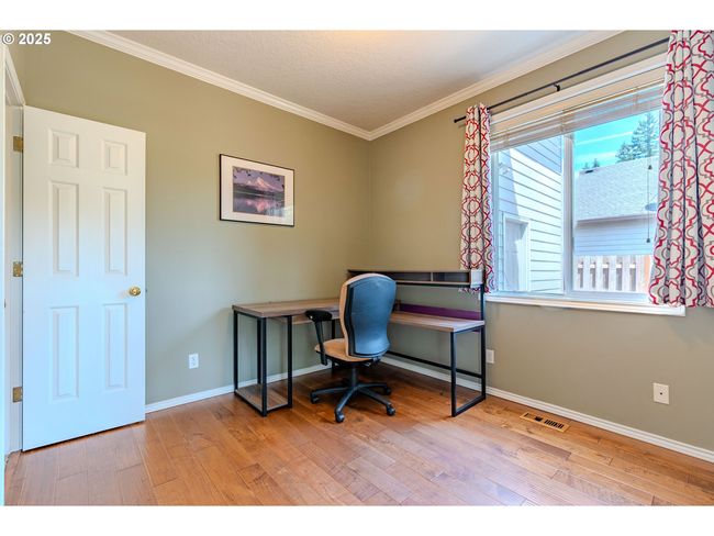 308 Sw 38 Th Loop, House other with 4 bedrooms, 3 bathrooms and 3 parking in Gresham OR | Image 23