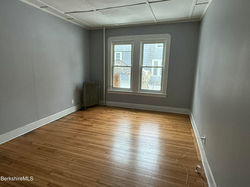 1-126 Appleton Ave, Pittsfield, MA, 01201-6459 | Card Image