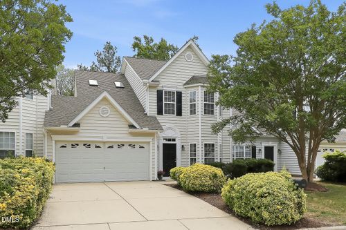 135 Hilda Grace Ln, Cary, NC, 27519-8757 | Card Image