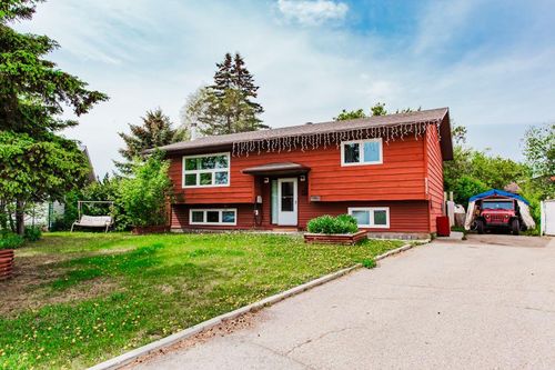 9332 70a Ave, Grande Prairie, AB, T8V6C9 | Card Image