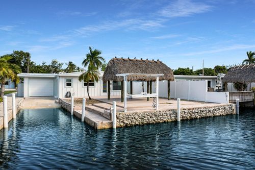 251 Azalea St, Tavernier, FL, 33070-2202 | Card Image