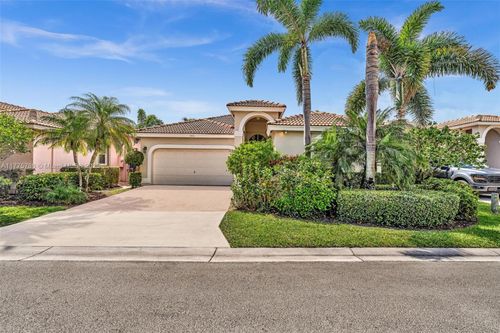 5216 Ventura Dr, Delray Beach, FL, 33484-8384 | Card Image