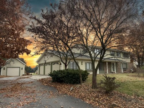 10859 Bunker Dr, Demotte, IN, 46310 | Card Image