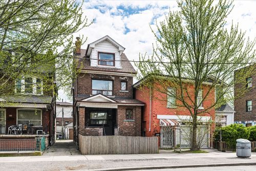 669 Greenwood Ave, Toronto, ON, M4J4B3 | Card Image