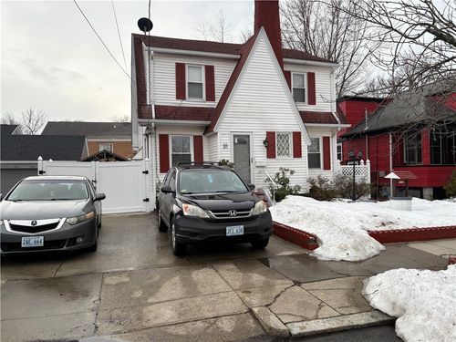 10 Spooner St, Providence, RI, 02907-3732 | Card Image