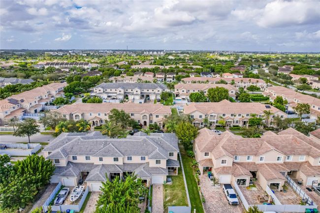 14112 Sw 276th St, Townhouse with 3 bedrooms, 2 bathrooms and null parking in Homestead FL | Image 7