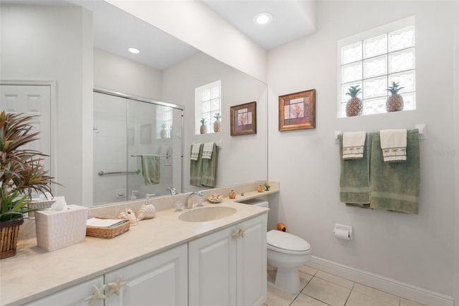 5223 97 Th St E, House other with 2 bedrooms, 2 bathrooms and null parking in BRADENTON FL | Image 7