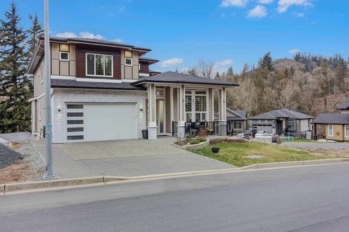 33945 Tooley Pl, Mission, BC, V2V0G5 | Card Image
