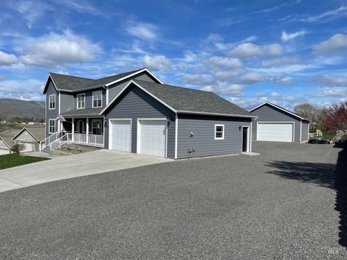 2265 Pitchstone Dr, Clarkston, WA, 99403-8733 | Card Image