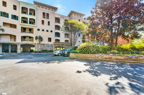 unit-106-1209 E Washington St, Greenville, SC, 29601-3185 | Card Image