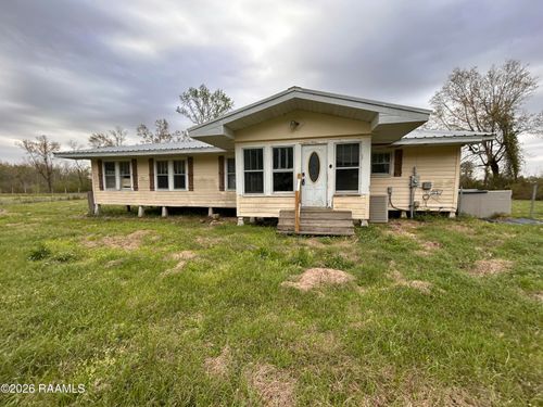 8715 Champagne Dr, Youngsville, LA, 70592-6550 | Card Image