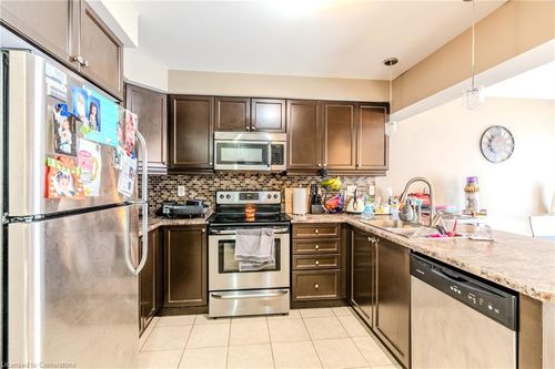81 Bevington Rd, Brampton, ON, L7A0R7 | Card Image