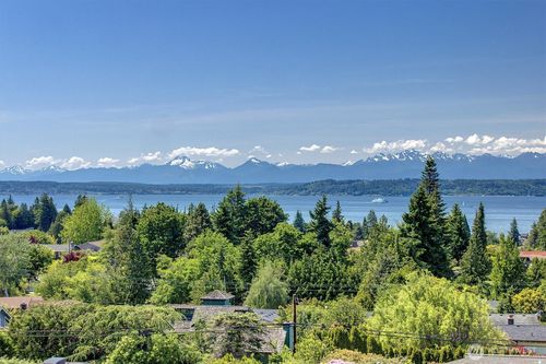 926 Olympic Avenue, Edmonds, WA, 98020 | Card Image