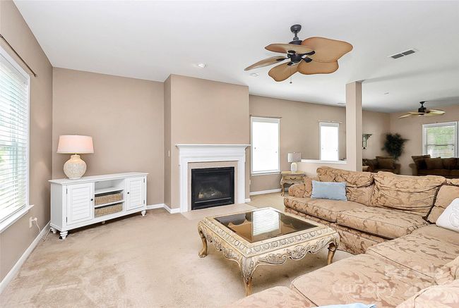 Great Room | Image 19