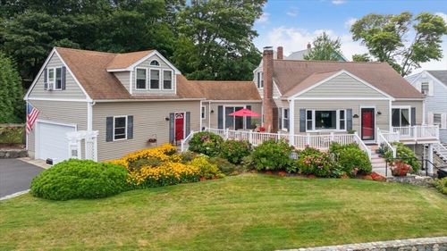 4 Prospect Ave, Hull, MA, 02045-2014 | Card Image