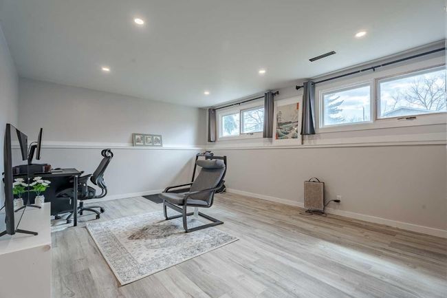 8408 Addison Dr Se, House other with 4 bedrooms, 2 bathrooms and 3 parking in Calgary AB | Image 20