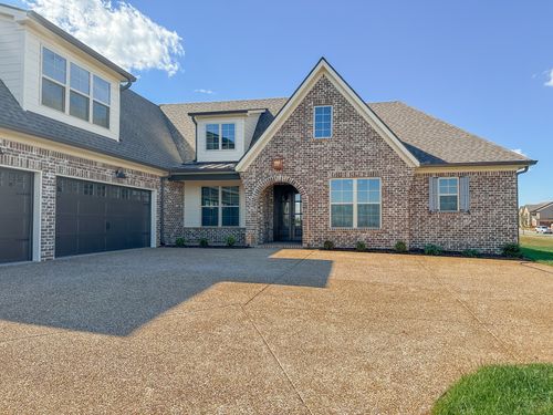 469 Bell Lake Rd, Gallatin, TN, 37066-5164 | Card Image