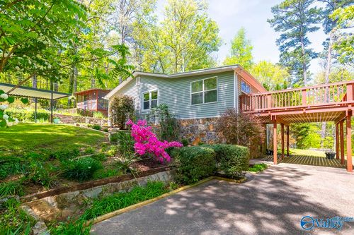 773 Honeycomb Valley Rd, Grant, AL, 35747-7129 | Card Image