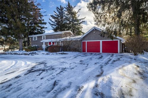 115 Towpath Ln, Rochester, NY, 14618-4511 | Card Image