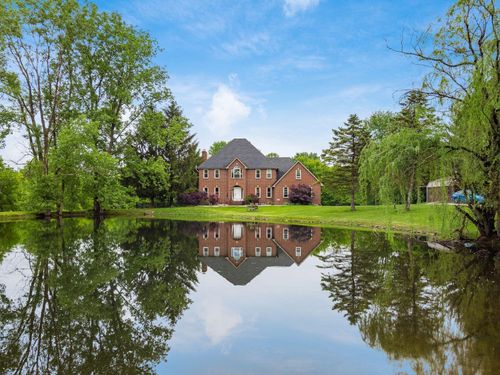 10241 Watkins Rd Sw, Etna, OH, 43062-9036 | Card Image